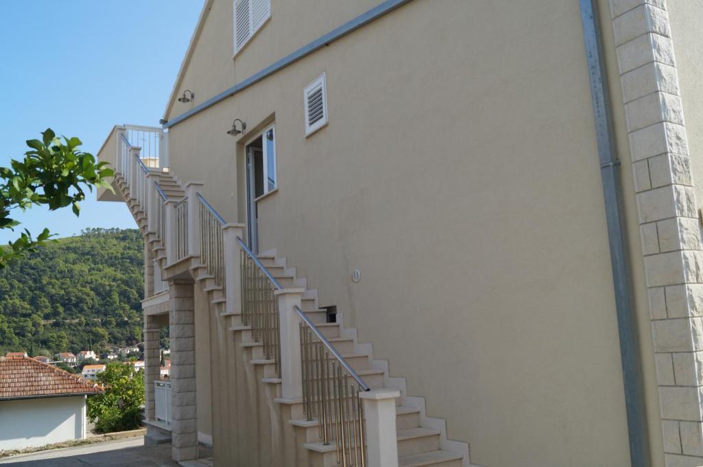 Apartments Morgen *
